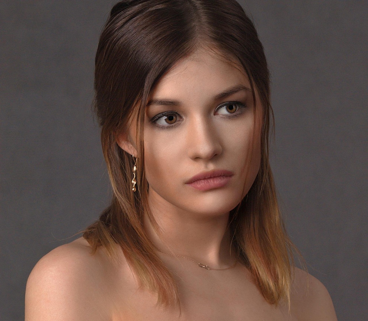 girl, sad girl, sad, portrait, face, woman, bust, makeup, cosmetics, brunette, brunette woman, young woman, hairstyle, model, look, hair, unhappy